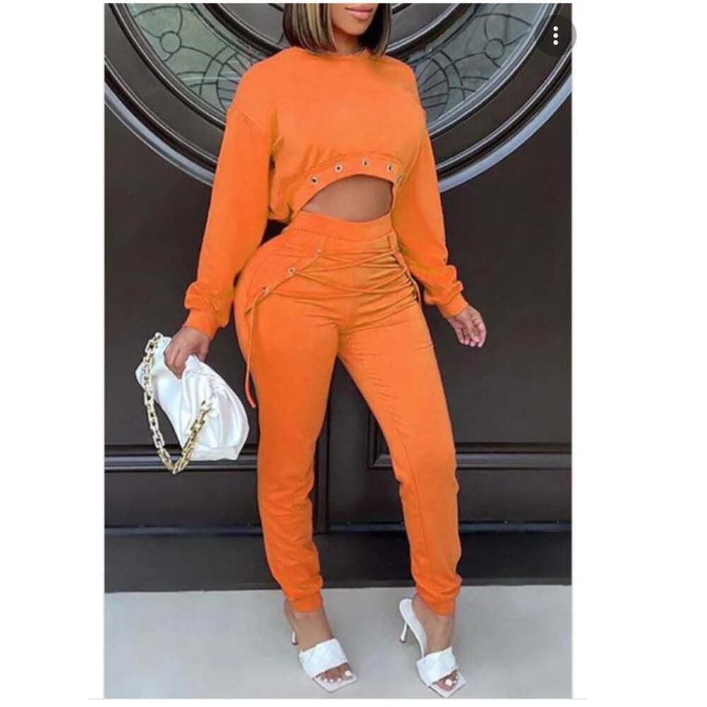 NEW Mundefeis Women’s Orange Cropped Sweatshirt with Joggers Set